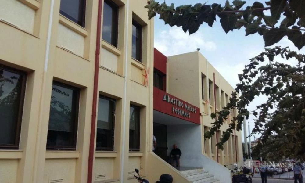 Ένταση στη δίκη για τη δολοφονία του 49χρονου κυνηγού στο Ρέθυμνο: Καβγάς μεταξύ των συγγενών του θύματος και του κατηγορούμενου